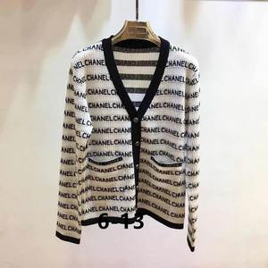 Chanel Women's Sweater 202